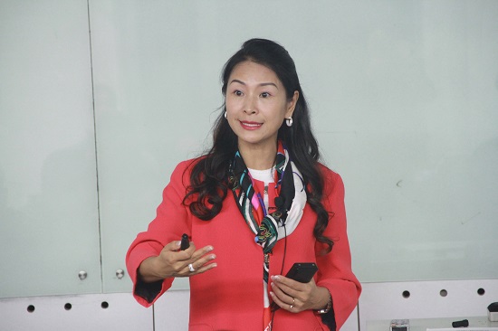 http://www.buaamba.net/d/file/news/news2/2016-11-08/9e857bcd5fbd6efdd16e818af02e531f.jpg
